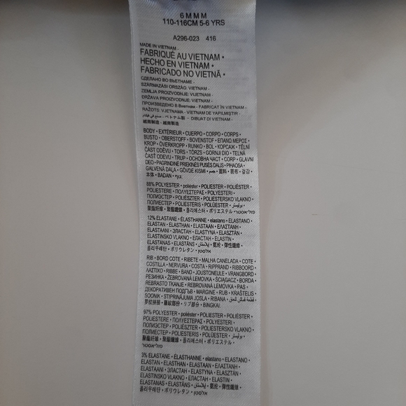 Nike Girls Long Sleeve Pullover - Picture 5 of 5